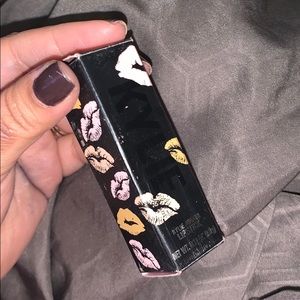 Kylie Lipstick-Cosmic (Matte)